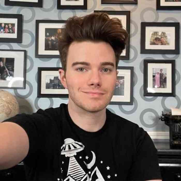 Chris Colfer Net Worth, Height, Age, Affair, Career, and More