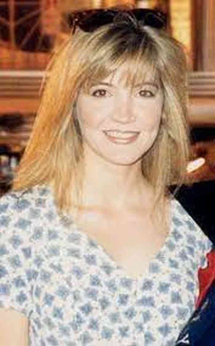 Crystal Bernard Height, Age, Net Worth, Affair, Career, and More