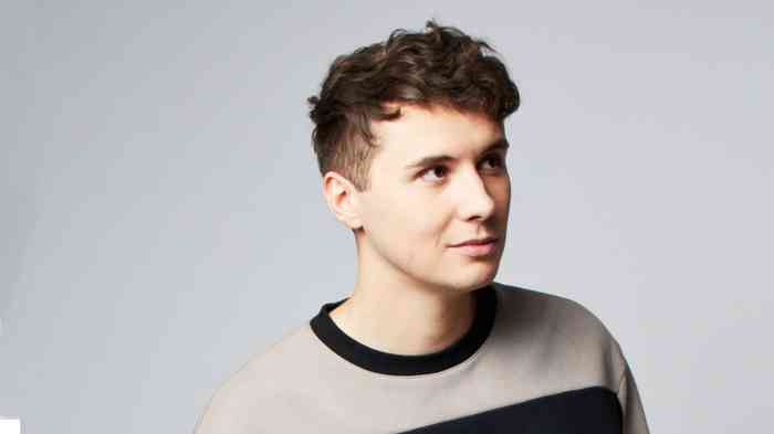 Dan Howell Height, Age, Net Worth, Affair, Career, and More