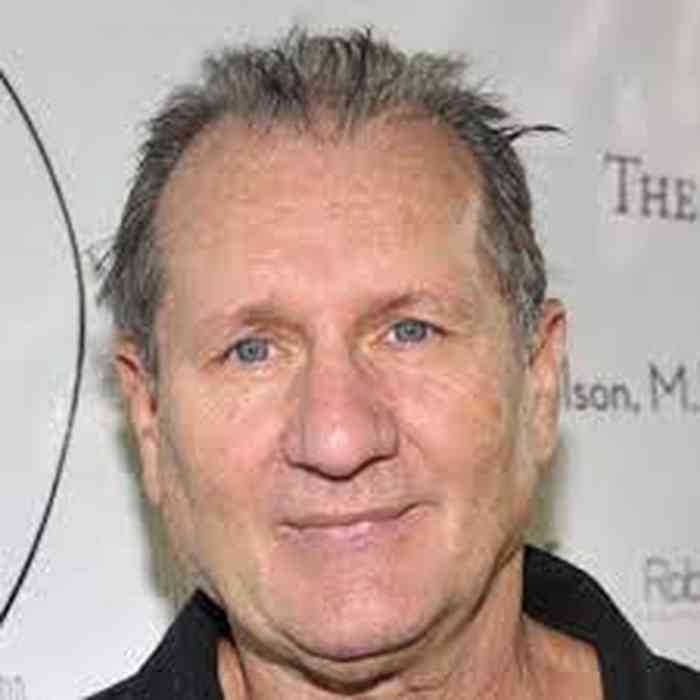 Ed O’Neill Affair, Height, Net Worth, Age, Career, and More