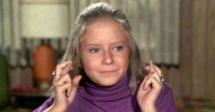 Eve Plumb Height, Age, Net Worth, Affair, Career, and More