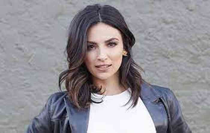 Floriana Lima Height, Age, Net Worth, Affair, Career, and More