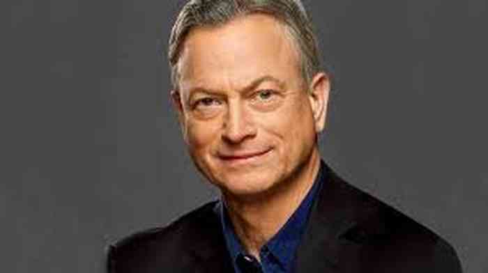 Gary Sinise Height, Age, Net Worth, Affair, Career, and More