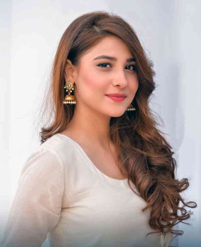 Hina Altaf Net Worth, Height, Age, Affair, Career, and More