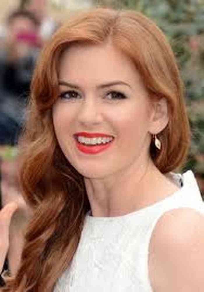 Isla Fisher Height, Age, Net Worth, Affair, Career, and More