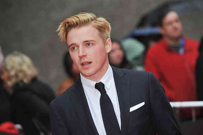 Jack Lowden Net Worth, Height, Age, Affair, Career, and More