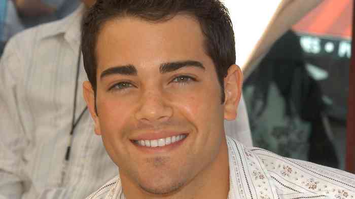 Jesse Metcalfe Height, Age, Net Worth, Affair, Career, and More