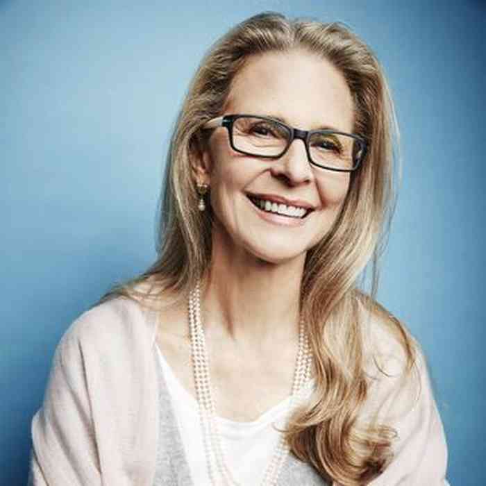 Lindsay Wagner Height, Age, Net Worth, Affair, Career, and More