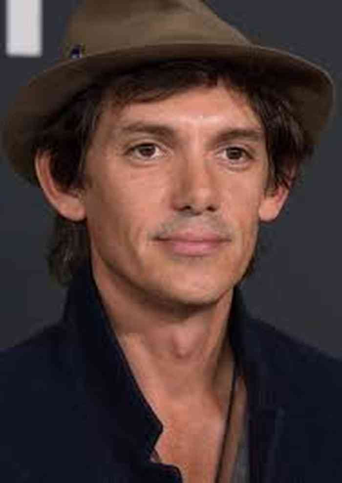 Lukas Haas Net Worth, Height, Age, Affair, Career, and More