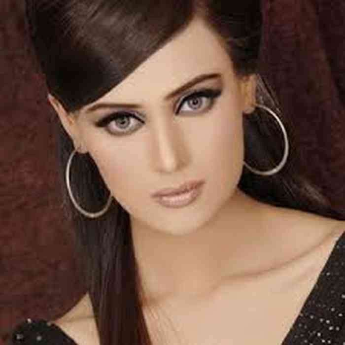 Mehreen Syed Images