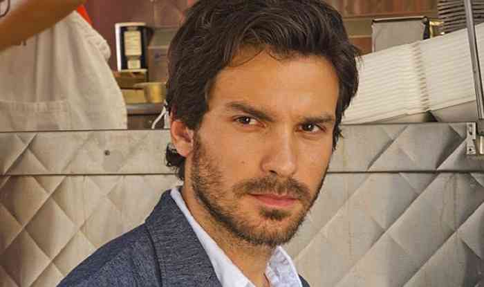 Santiago Cabrera Net Worth, Height, Age, Affair, Career, and More
