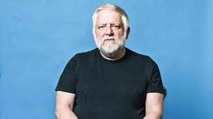 Simon Russell Beale Height, Age, Net Worth, Affair, Career, and More