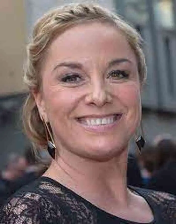 Tamzin Outhwaite Age, Net Worth, Height, Affair, Career, and More