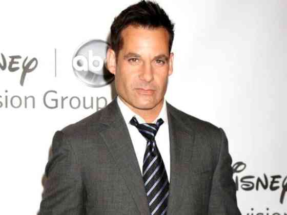 Adrian Pasdar Age, Net Worth, Height, Affair, Career, and More