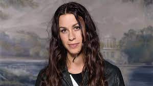 Alanis Morissette Age, Net Worth, Height, Affair, Career, and More