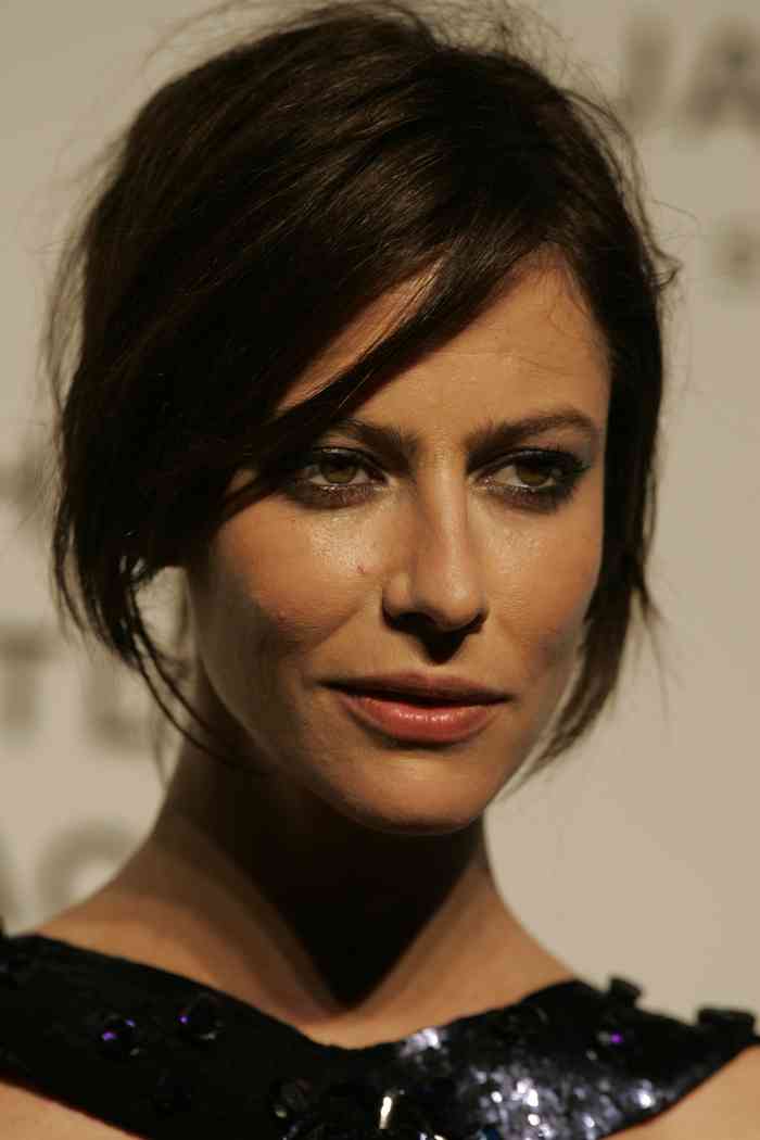 Anna Mouglalis Net Worth, Height, Age, Affair, Career, and More