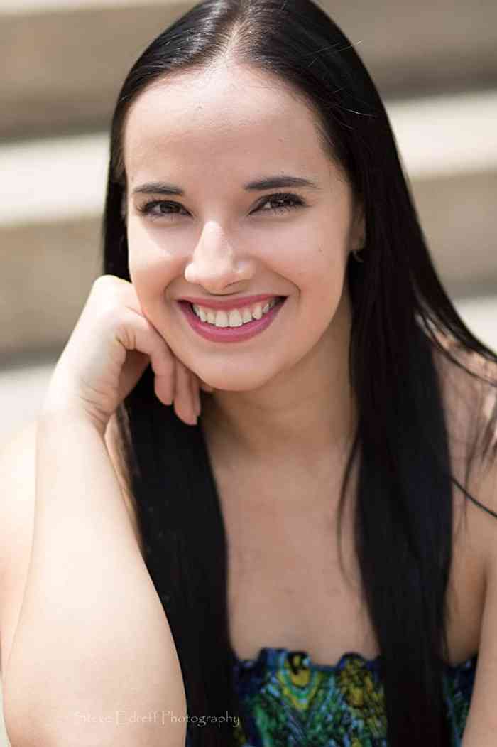 Courtney Gonzalez Age, Net Worth, Height, Affair, Career, and More