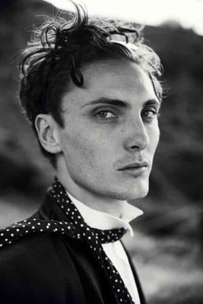 Eamon Farren Affair, Height, Net Worth, Age, Career, and More