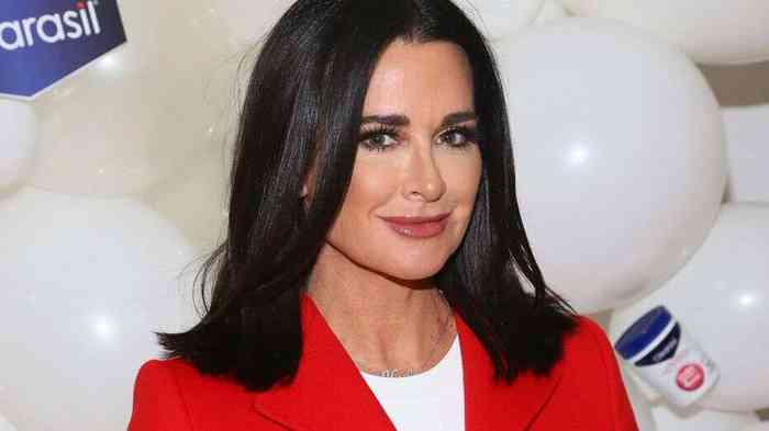 Kyle Richards Affair, Height, Net Worth, Age, Career, and More