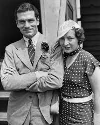 Laurence Olivier Height