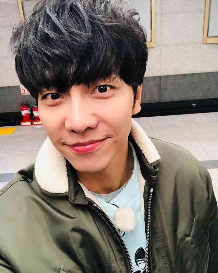 Lee Seung Gi Age, Net Worth, Height, Affair, Career, and More
