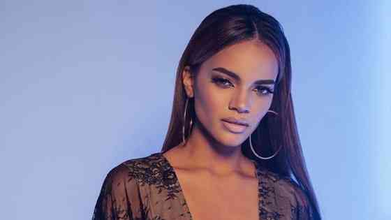Leslie Grace Age, Net Worth, Height, Affair, Career, and More