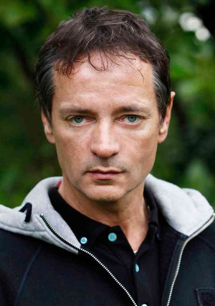 Paul Abbott Affair, Height, Net Worth, Age, Career, and More