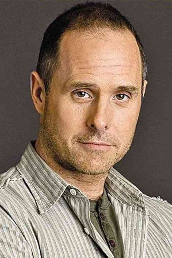 Paul Schulze Height, Age, Net Worth, Affair, Career, and More