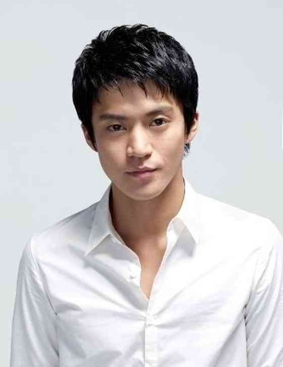 Shun Oguri Images