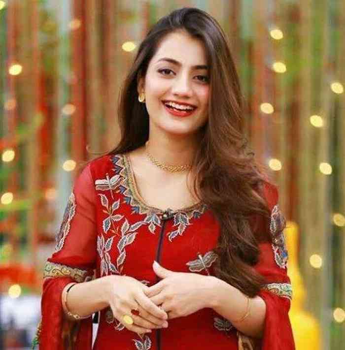 Uroosa Qureshi Net Worth, Height, Age, Affair, Career, and More