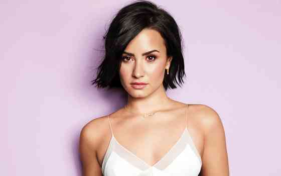 Demi Lovato Net Worth, Height, Age, Affair, Career, and More