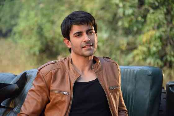 Gautam Rode Affair, Height, Net Worth, Age, Career, and More