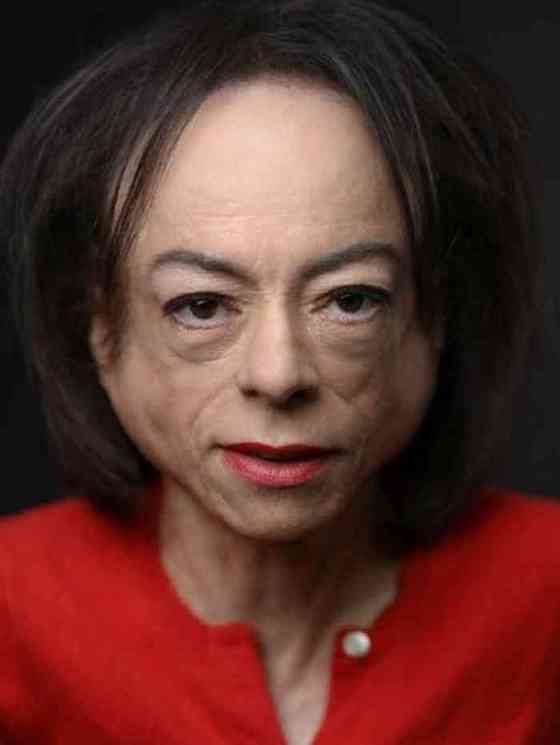 Liz Carr