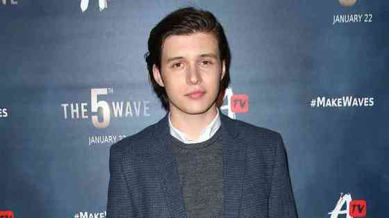 Logan Miller Net Worth, Height, Age, Affair, Career, and More