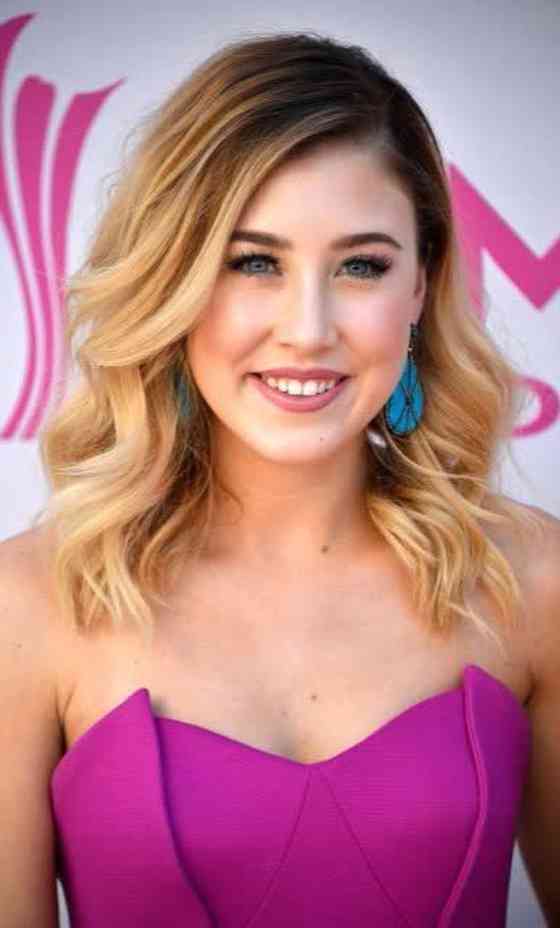 Maddie Marlow Age, Net Worth, Height, Affair, and More