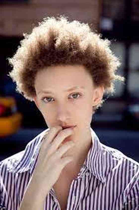 Maya Eshet picture