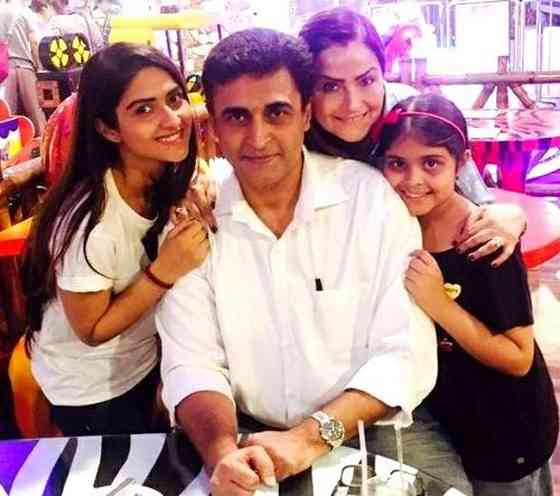 Mohnish Bahl Pictures
