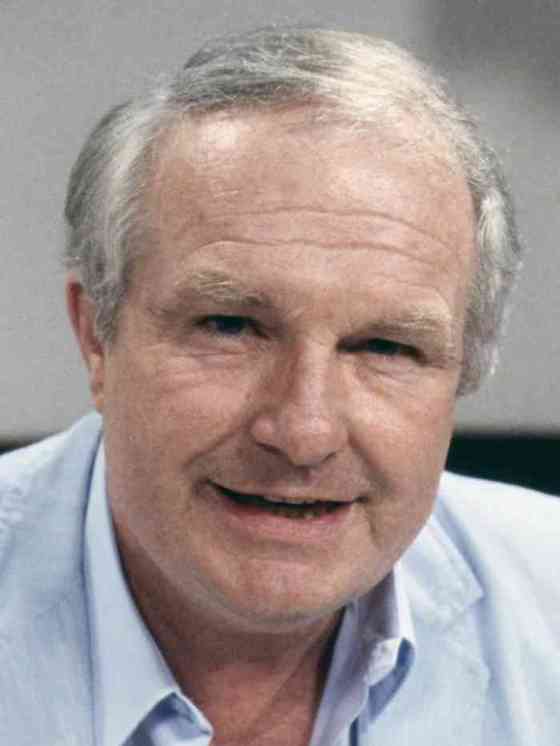 Shane Rimmer Age, Net Worth, Height, Affair, Career, and More