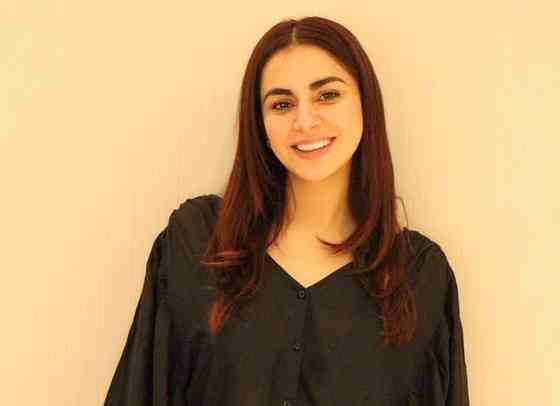 Shraddha Arya Net Worth, Height, Age, Affair, Career, and More