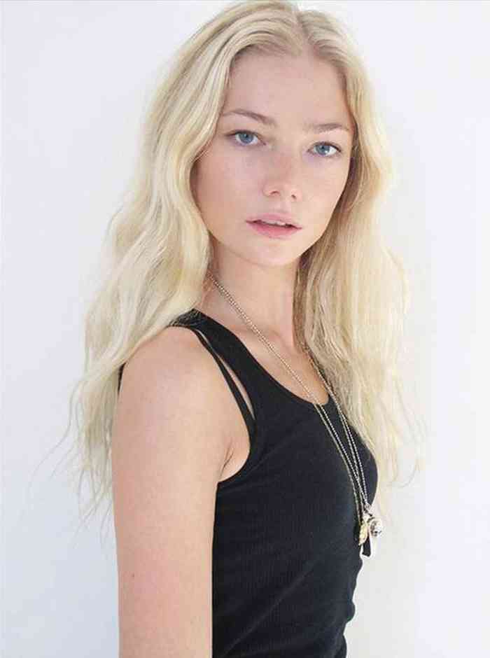 Clara Paget Height, Age, Net Worth, Affair, Career, and More