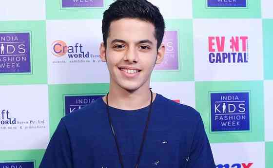 Darsheel Safary Pictures