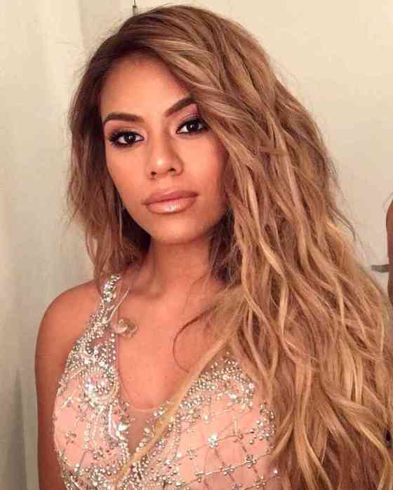 Dinah Jane Affair, Height, Net Worth, Age, Career, and More
