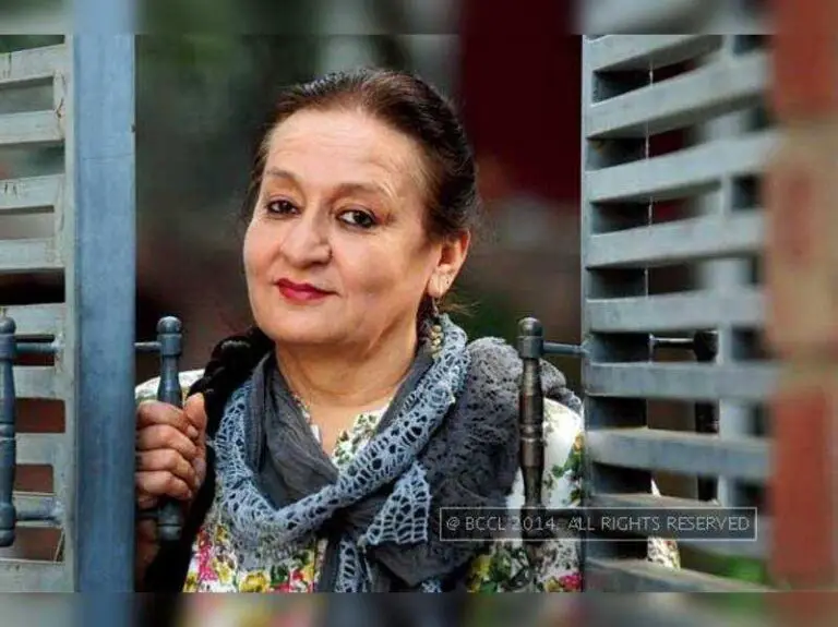 Dolly Ahluwalia Height, Age, Net Worth, Affair, Career, and More