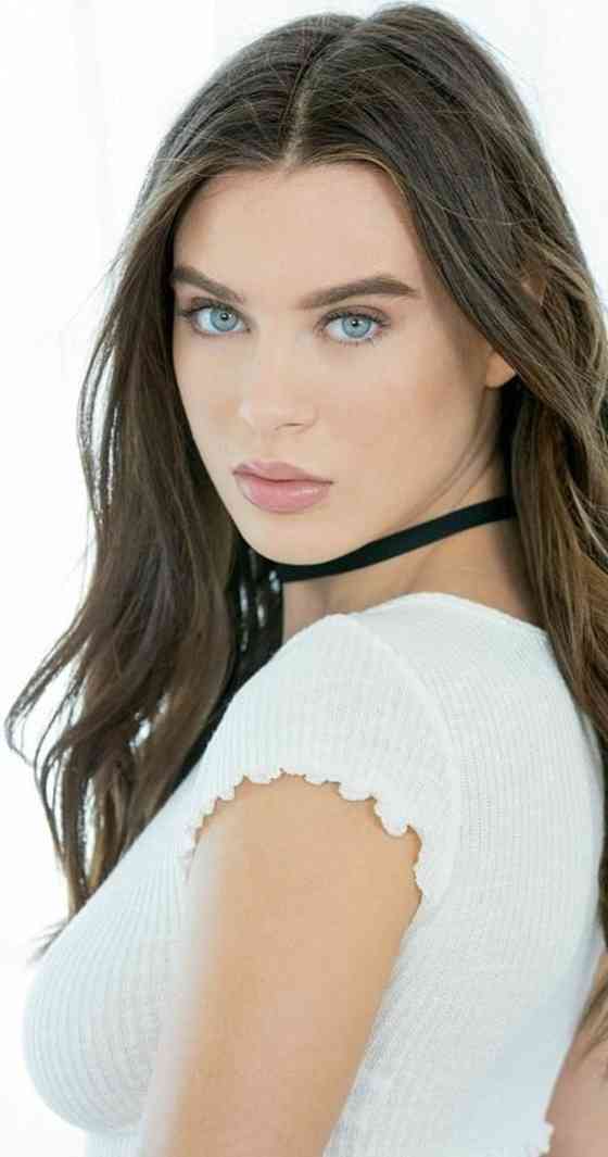 Lana Rhoades Age, Net Worth, Height, Affair, and More