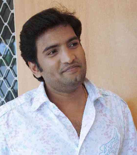 N. Santhanam Age, Net Worth, Height, Affair, Career, and More