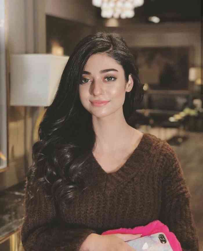 Noor Khan Age, Net Worth, Height, Affair, and More
