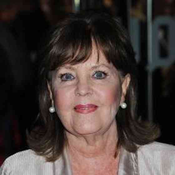 Pauline Collins Age, Net Worth, Height, Affair, and More
