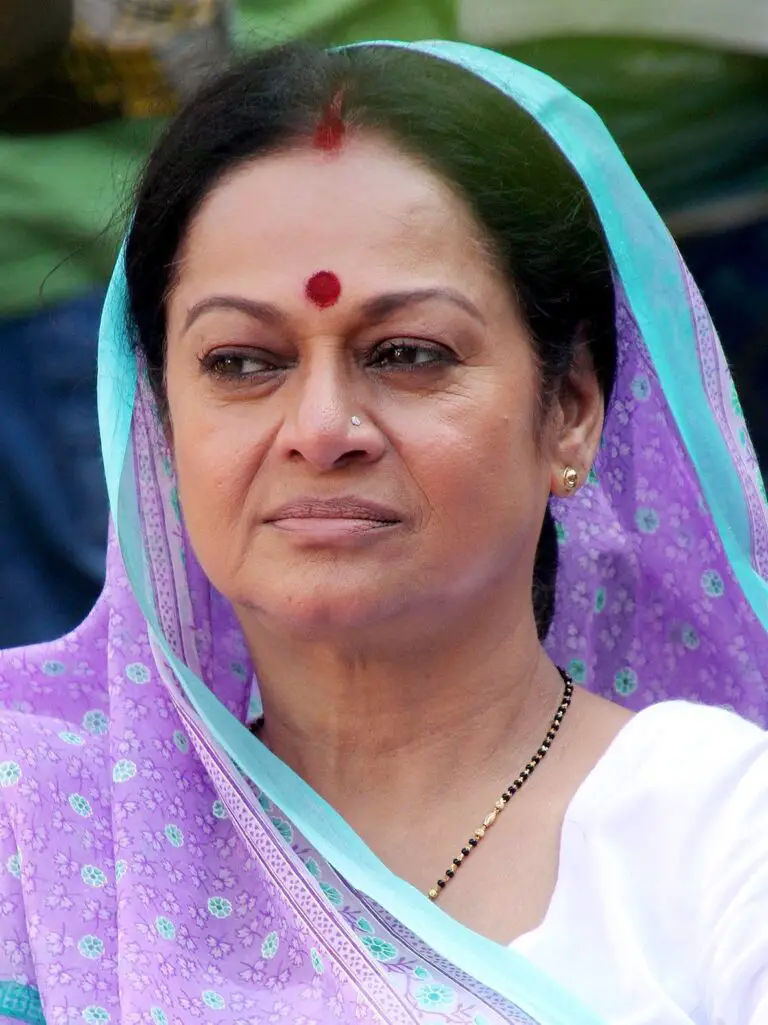 Zarina Wahab Age, Net Worth, Height, Affair, Career, and More