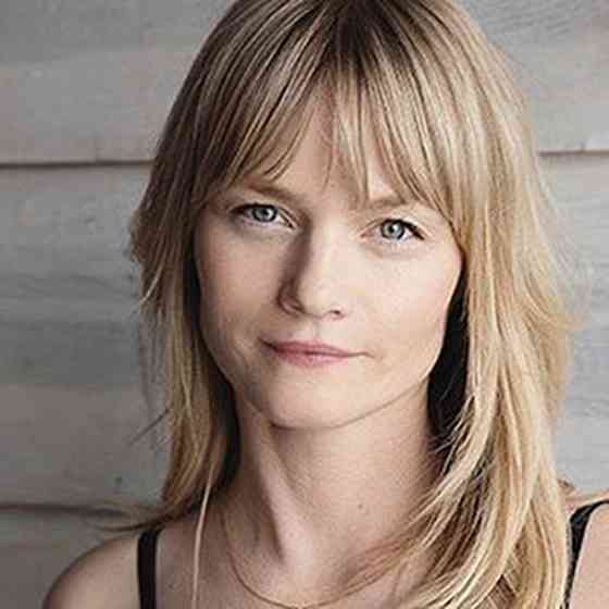 Lindsay Pulsipher Affair, Height, Net Worth, Age, Career, and More