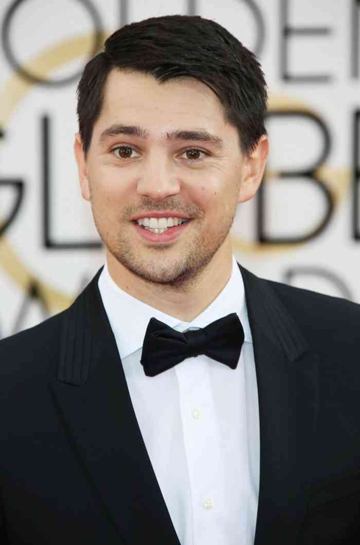 Nicholas D’Agosto Age, Net Worth, Height, Affair, Career, and More